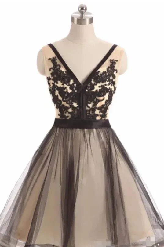 A Line Homecoming Dresses See Through Black Lace Short Dresses V Neck