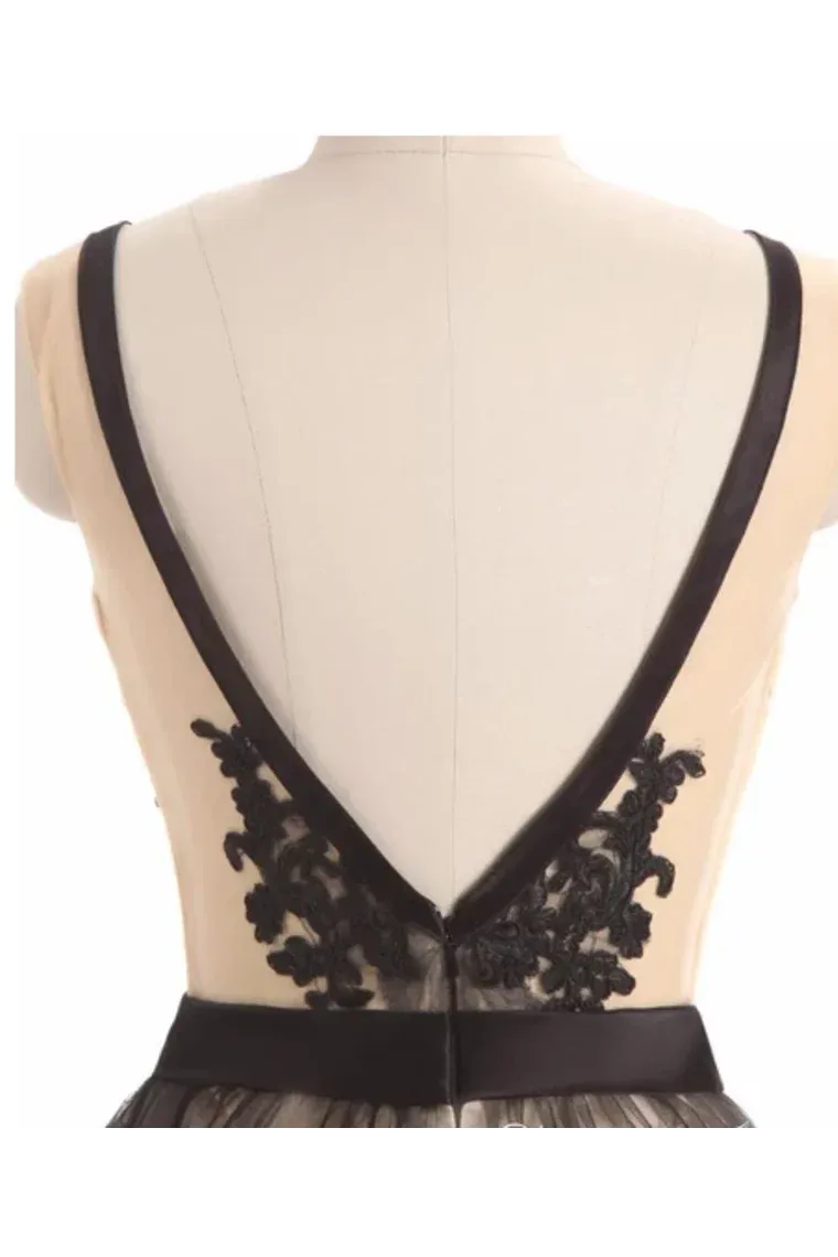A Line Homecoming Dresses See Through Black Lace Short Dresses V Neck