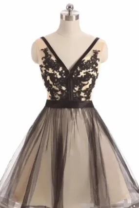 A Line Homecoming Dresses See Through Black Lace Short Dresses V Neck