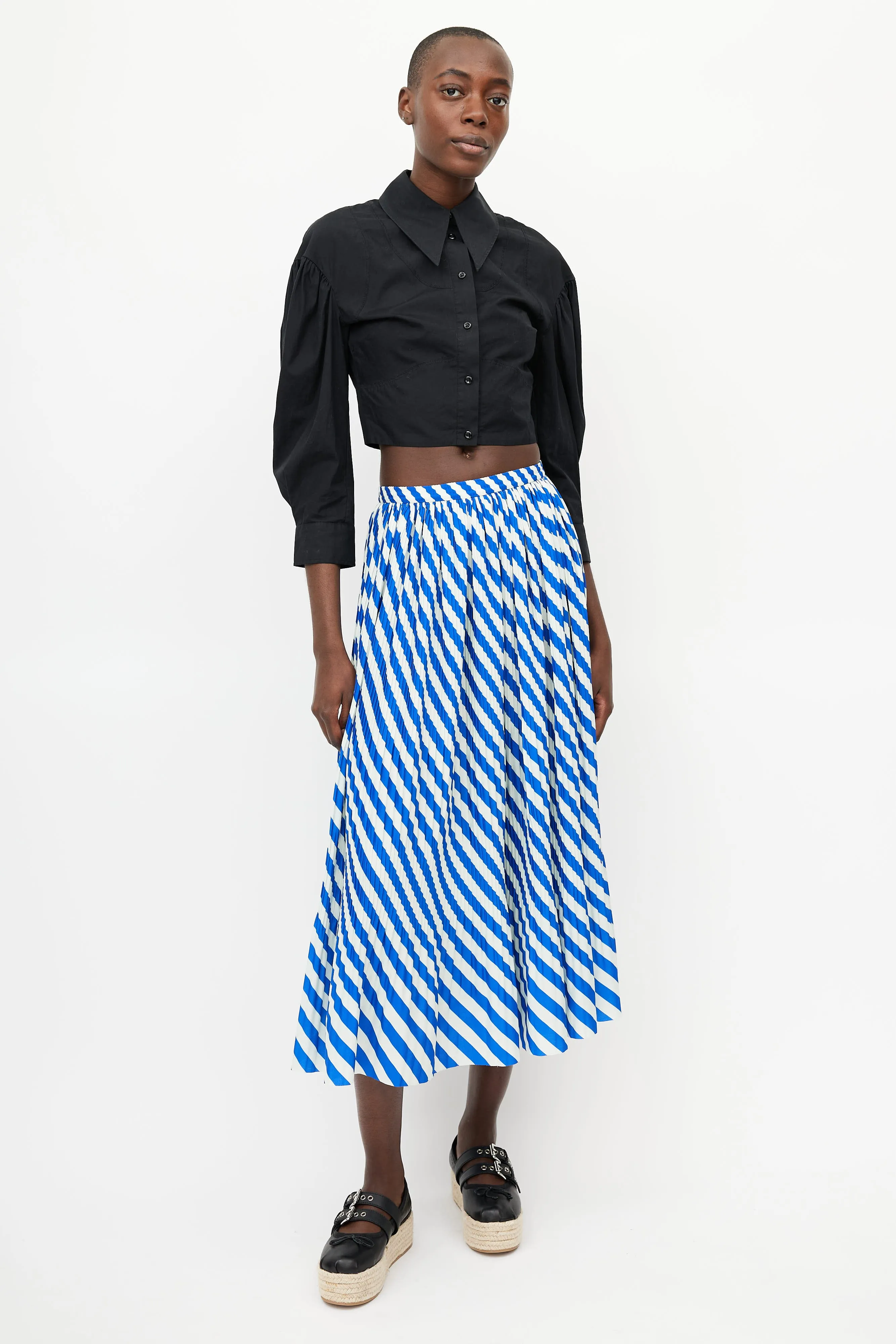 Black Gathered Cropped Shirt