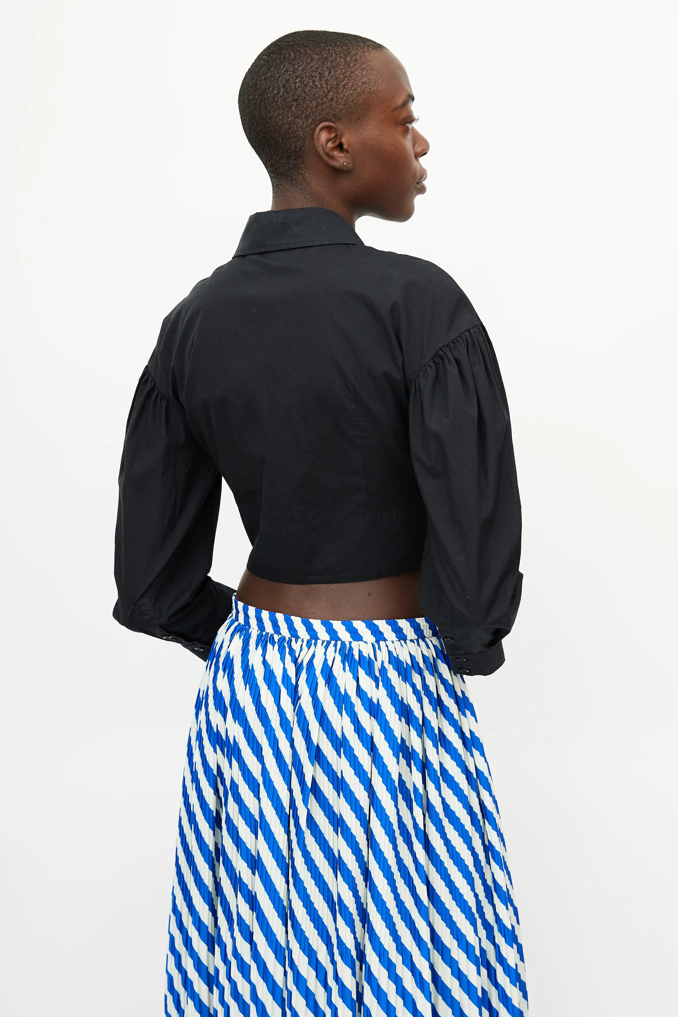 Black Gathered Cropped Shirt