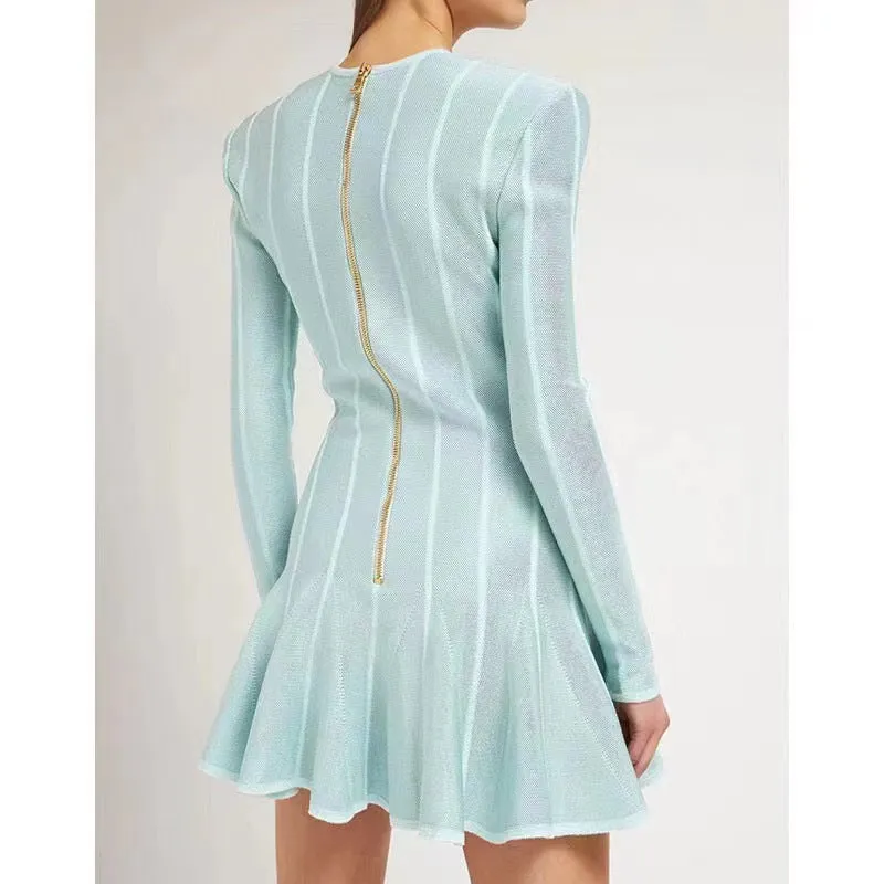 Green Long-Sleeved V Neck With Sexy Lion Buckle, Bandage Swing Dress