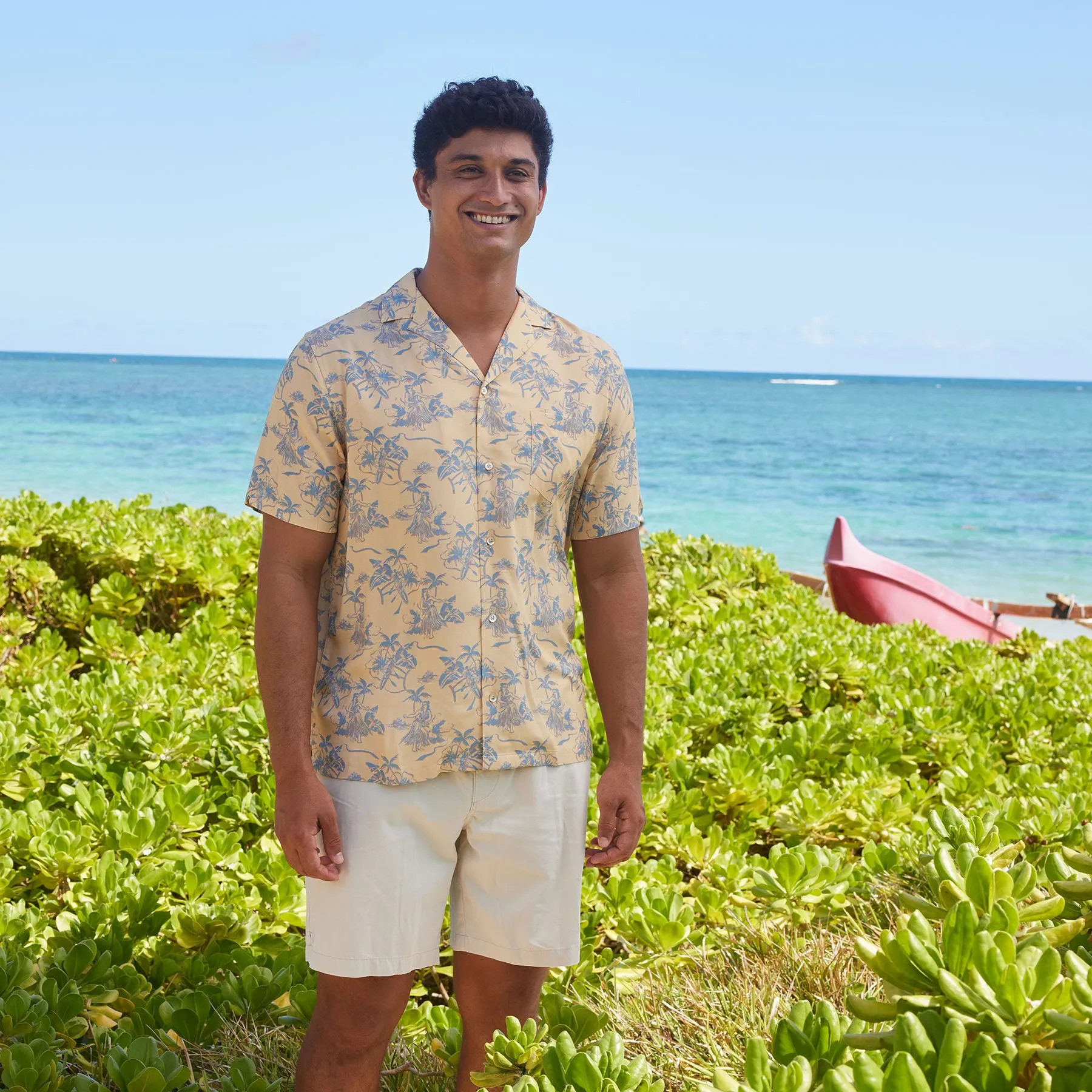 HAWAII RECALLS CAMP SHIRT / 100% Rayon